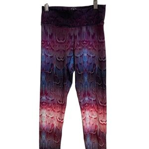 Barrel for Nadia Peacock Feather Yoga Leggings Size Small